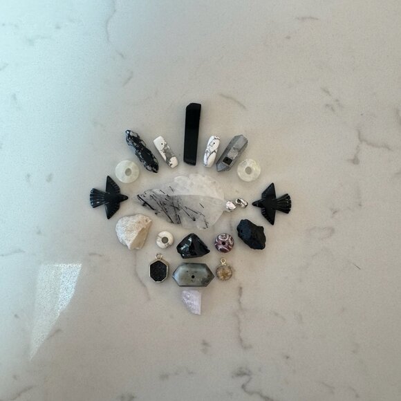 Natural Stone and Crystal Pendant Lot - Picture 15 of 16